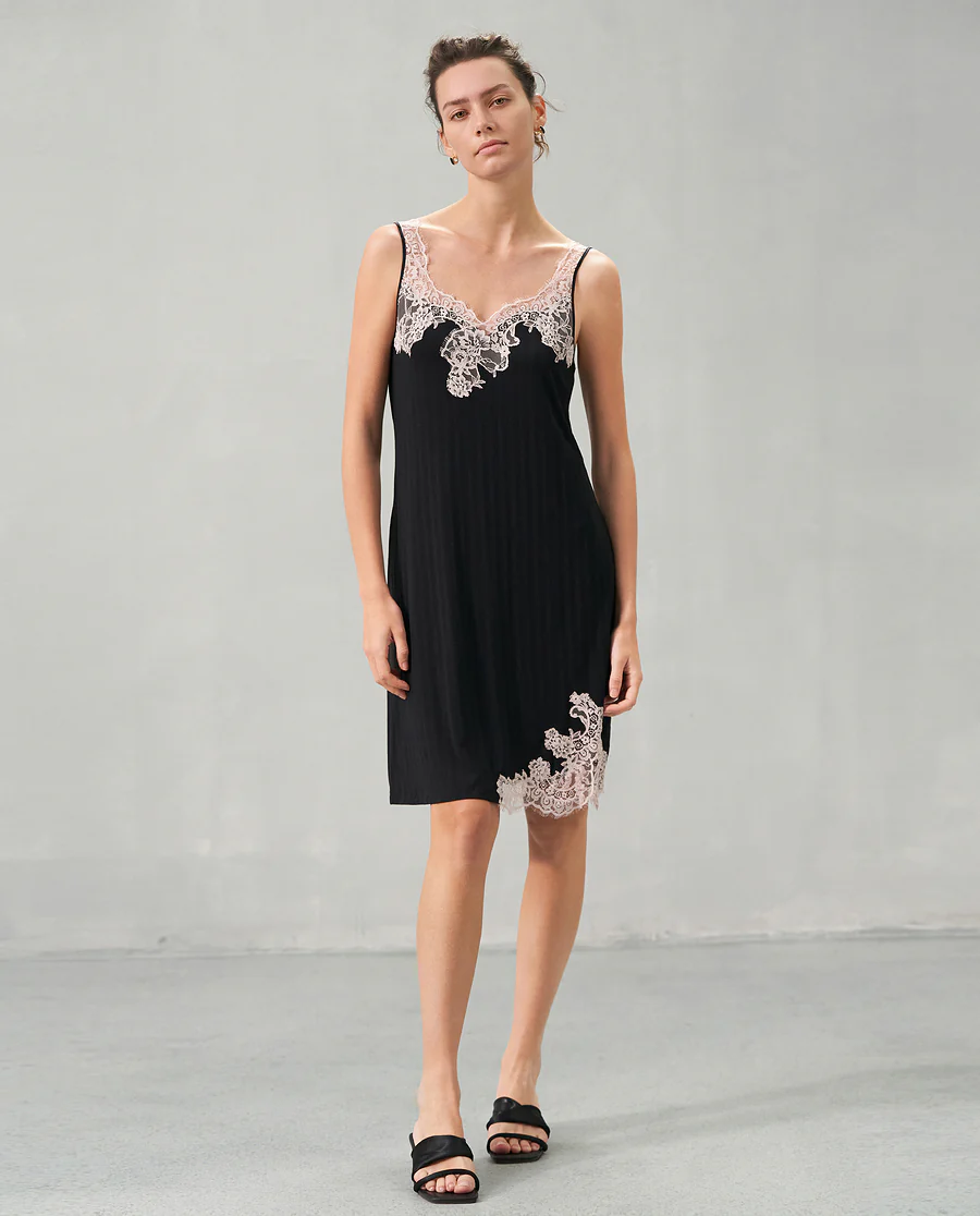 Aimer Lace Wide Shoulder Short Nightgown - Image 9